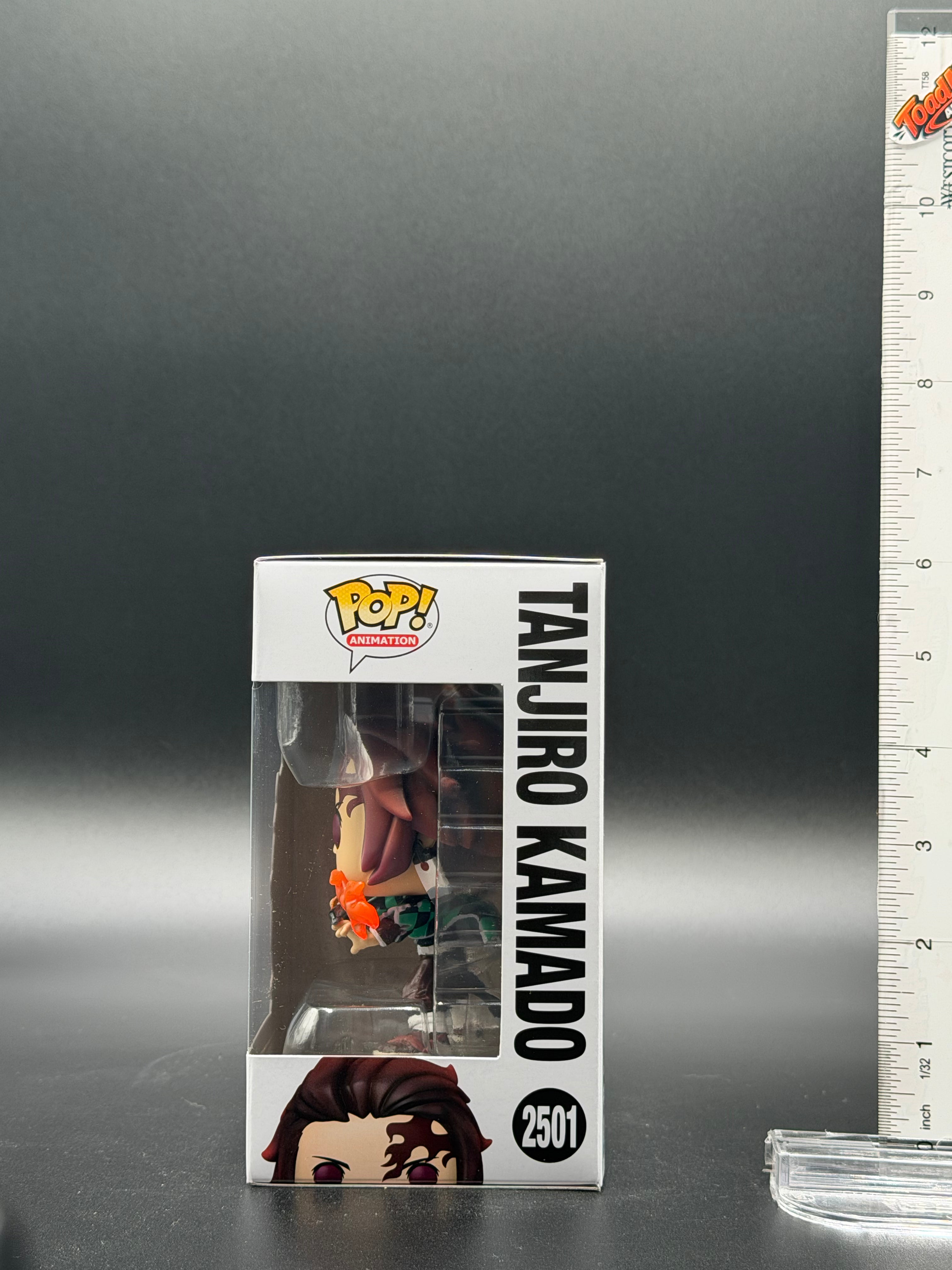 TM‑587 Demon Slayer Tanjiro Kamado Funko Pop #2501 Vinyl Figure New in Box